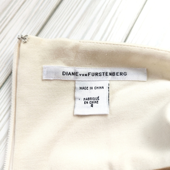 Diane Von Furstenberg Rhythm Dress in Ivory and Navy Strapless Two Tone Size 4 - Picture 5 of 8